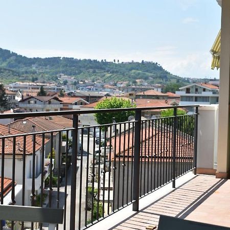 Appartamento Centro Dei Venti Монтесильвано Экстерьер фото