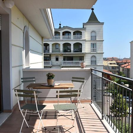 Appartamento Centro Dei Venti Монтесильвано Экстерьер фото